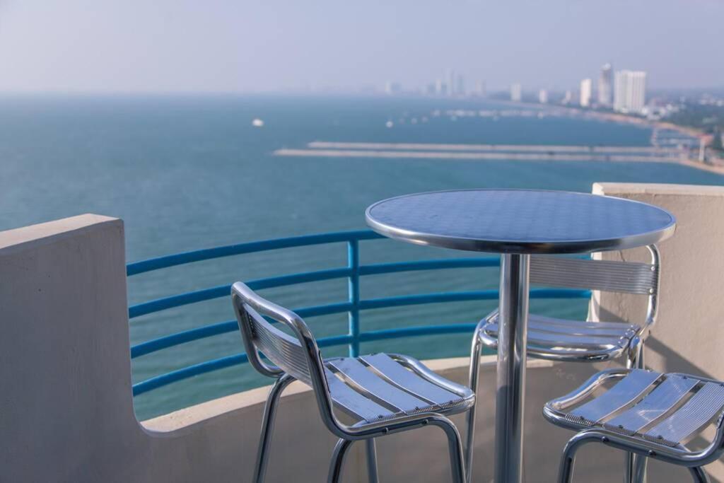 Pattaya Seaside Balcony/Beach Front/4 Peoples Na Chom Thian Esterno foto